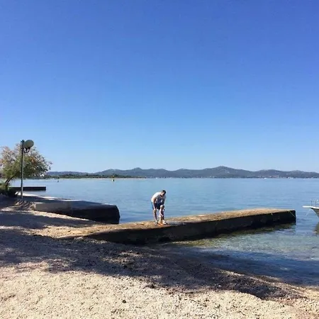 Apartamento Ivan Z2 - 250 M From Zadar